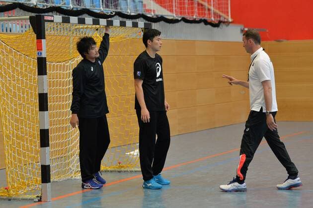 Handball Mens Season 2018 19 Training National Team Japan Akihito Kai No. 16 Japan Motoki Sakai No. 22 Japan Dagur Sirdusson Head Coach Japan 31 07 18 Copyright: xMichaelxHundtx xMatthiasxKochx