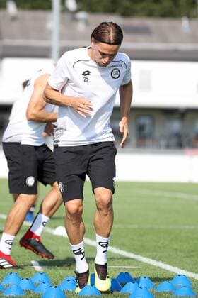 SOCCER - UEFA CL quali, Ajax vs Sturm GRAZ,AUSTRIA,31.JUL.18 - SOCCER - UEFA Champions League qualification, SK Sturm Graz vs AFC Ajax Amsterdam, preview, training Sturm. Image shows Stefan Hierlaender (Sturm). GEPAxpictures xChristianxWalgram