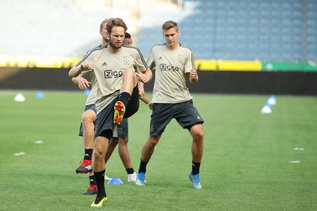 SOCCER - UEFA CL quali, Ajax vs Sturm GRAZ,AUSTRIA,31.JUL.18 - SOCCER - UEFA Champions League qualification, SK Sturm Graz vs AFC Ajax Amsterdam, preview, training Ajax. Image shows Daley Blind and Maximilian Woeber (Ajax). GEPAxpictures xChristianxWalgram