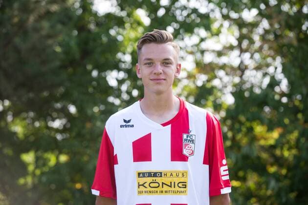 Erfurt 010818 Soccer Regional League FC Rot Weiss Erfurt Portraittermin Team picture in Till Linus Black