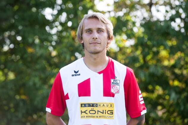 Erfurt 010818 Soccer Regional League FC Rot Weiss Erfurt Portraittermin Team picture in the picture Lukas Novy