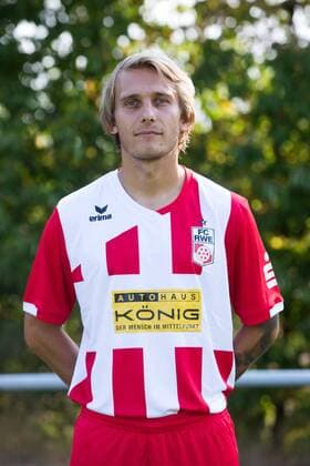 Erfurt 010818 Soccer Regional League FC Rot Weiss Erfurt Portraittermin Team picture in the picture Lukas Novy