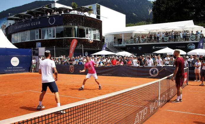 TENNIS - ATP Tennis Herren Generali Open 2018 KITZBUEHEL,AUSTRIA,01.AUG.18 - TENNIS - ATP World Tour, Generali Open. Image shows Dennis Novak, Dominic Thiem and Marko Arnautovic. GEPAxpictures xMatthiasxHauer