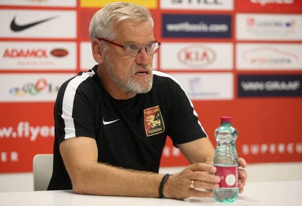 SOCCER - UEFA EL quali, Admira vs Sofia MARIA ENZERSDORF,AUSTRIA,01.AUG.18 - SOCCER - UEFA Europa League qualification, FC Admira Wacker Moedling vs PFK CSKA Sofia, preview, press conference PK Pressekonferenz Admira. Image shows head coach Ernst Baumeister (Admira)head coach Ernst Baumeister (Admira). GEPAxpictures xMarioxKneisl