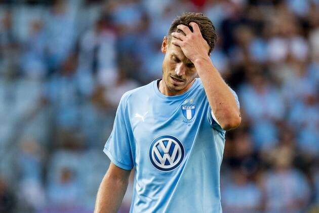 180801 Markus Rosenberg or Malmö FF looks dejected during the UEFA Champions League qualifying match between Malmö FF and Cluj on August 1, 2018 in Malmö Photo Ludvig Thunman BILDBYR N code LT 35511  Copyright: LUDVIGxTHUNMAN BB180801LT030
