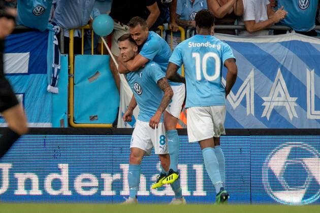 180801 Arnor Ingvi Traustason of Malmö FF celebrates after scoring 1 1 during the UEFA Champions League qualifying match between Malmö FF and Cluj on August 1, 2018 in Malmö Photo Mathilda Ahlberg BILDBYRAN Cop 178  Copyright: MATHILDAxAHLBERG BB180801MA026