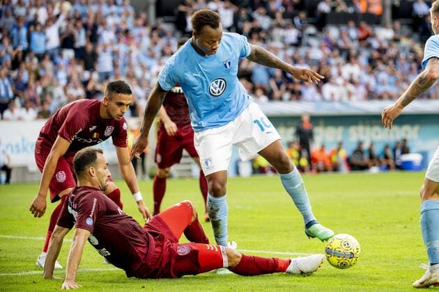 180801 Carlos Strandberg or Malmö FF during the UEFA Champions League qualifying match between Malmö FF and Cluj on August 1, 2018 in Malmö Photo Ludvig Thunman BILDBYR N code LT 35511  Copyright: LUDVIGxTHUNMAN BB180801LT103