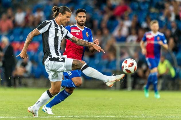 Soccer Champions League Second qualifying round 18 19 FC Basel 1893 PAOK Saloniki 01 08 2018 Aleksandar Prijovi PAOK 9 with a siphon to the Champions League qualifying round 2 match between FC Basel 1893 and FC PAOK Salonika on Wednesday 01 August 2018 at St Jakob Park in Basel xGRGx