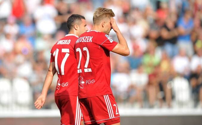 2018.08.02 Myjawa Pilka nozna UEFA Liga Europy Eliminacje Sezon 2018 2019 AS Trencin - Gornik Zabrze N z smutek zlosc po straconej bramce Igor Angulo Szymon Matuszek Foto Press Focus NEWSPIX.PL 2018.08.02 Myjawa Football UEFA Europa League Season 2018 2019 AS Trencin - Gornik Zabrze smutek zlosc po straconej bramce Igor Angulo Szymon Matuszek Credit: Press Focus --- Newspix.pl  20180802PF_PF018