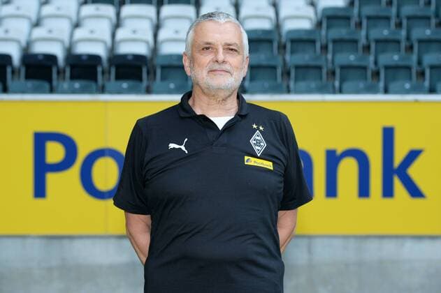 Team doctor Dr Heribert Ditzel VfL Borussia Mönchengladbach 1 BL 2018 2019