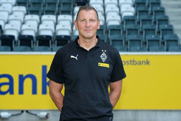 Physiotherapist Dirk MuÌller VfL Borussia Mönchengladbach 1 BL 2018 2019