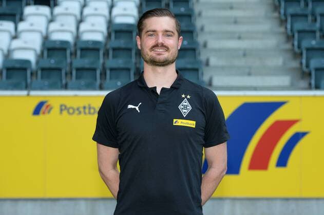 Physiotherapist Benedikt Bohnen VfL Borussia Mönchengladbach 1 BL 2018 2019
