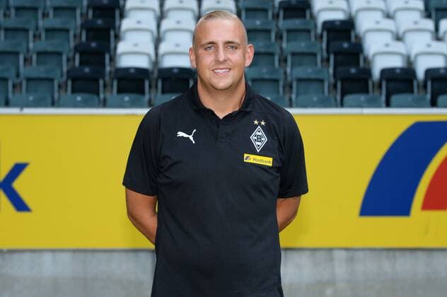 Kit Manager Christian Rieger VfL Borussia Mönchengladbach 1 BL 2018 2019