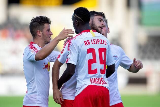 180802 Massimo Bruno or Leipzig celebrates with his teammates after scoring 0 1 during the UEFA Europe League qualifying match between Häcken and RB Leipzig on August 2, 2018 in Gothenburg  Copyright: MICHAELxERICHSEN BB180802MI039