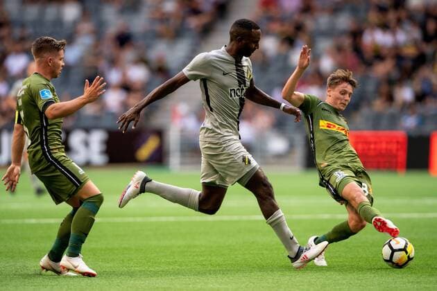 180802 Henok Goitom of AIK and Magnus Kofod Andersen of Nordsjälland during the UEFA Europa League qualifying match between AIK and Nordsjälland on August 2, 2018 in Stockholm  Copyright: JONATHANxNÄCKSTRAND BB180802JN022