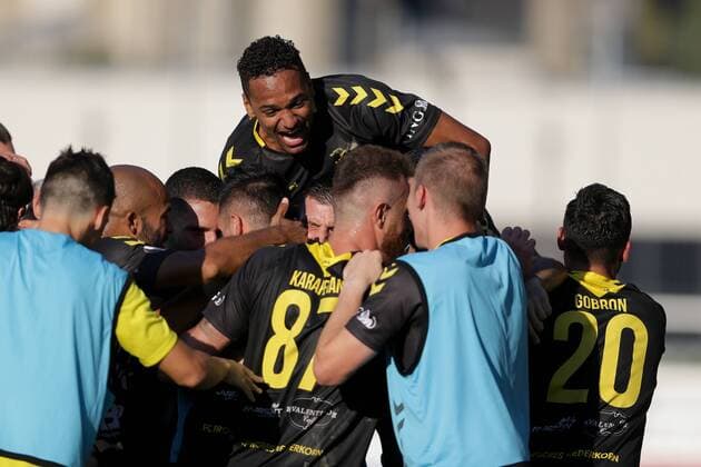 Niederkorn jubelt, freut sich, Jubel, Freude nach dem Tor zum 1:0 - Mayron de Almeida (Niederkorn 7), Aleksandre Karapetian (Niederkorn 87), Marvin Martins (Niederkorn 22) 02.08.2018 Fussball Europa League Qualifikation, 2. Runde, Rückspiel, Saison 2018-2019 02.08.2018 LUX, ELQ, FC Progres Niederkorn (BEL) - Honved Budapest (HUN) Stade Municipal de la Ville de Differdange, Oberkorn