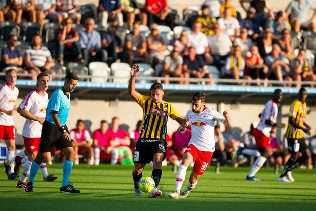 180802 Kevin Ackermann of Häcken and Massimo Bruno of Leipzig during the UEFA Europe League qualifying match between Häcken and RB Leipzig on August 2, 2018 in Gothenburg  Copyright: MICHAELxERICHSEN BB180802MI056
