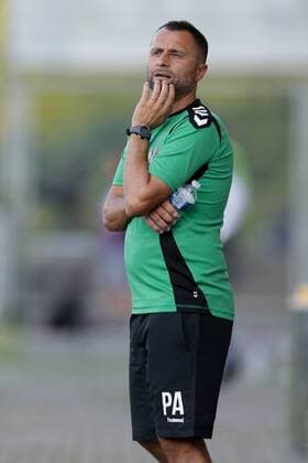 Paolo Amodio (Trainer Niederkorn) 02.08.2018 Fussball Europa League Qualifikation, 2. Runde, Rückspiel, Saison 2018-2019 02.08.2018 LUX, ELQ, FC Progres Niederkorn (BEL) - Honved Budapest (HUN) Stade Municipal de la Ville de Differdange, Oberkorn 