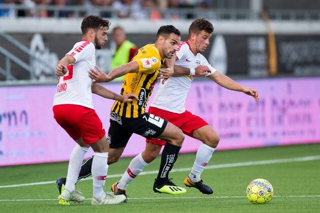 180802 Mervan Celik or Häcken and Massimo Bruno and Diego Demme of Leipzig during the UEFA Europe League qualifying match between Häcken and RB Leipzig on August 2, 2018 in Gothenburg  Copyright: MICHAELxERICHSEN BB180802MI062
