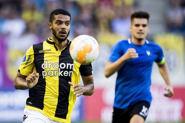 ARNHEM, Vitesse - FC Viitorul, 2-8-2018, football, season 2018-2019, qualification match for Europa League, stadium de Gelredome, Vitesse player Jake Clarke-Salter (L), FC Viitorul player Ianis Hagi (R) Vitesse - FC Viitorul  x2373205x
