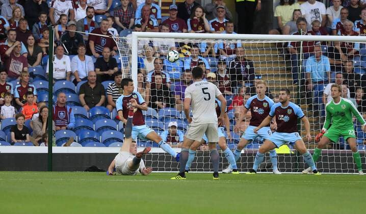2nd August 2018, Turf Moor, Burnley, England; UEFA Europa League qualification, second qualifying round, 2nd leg, Burnley versus Aberdeen; Lewis Ferguson of Aberdeen scores the equalising goal in the 30th minute with an overhead kick making the score 1-1  ActionPlus12052079 ConorxMolloy