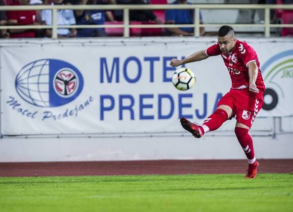2nd August 2018, Cair Stadium, Nis, Serbia; UEFA Europa League qualification, second qualifying round, 2nd leg; Radnicki Nis versus Maccabi Tel Aviv; Nikola Aksentijevic of Radnicki Nis crosses into the area  ActionPlus12052097 NikolaxKrstic