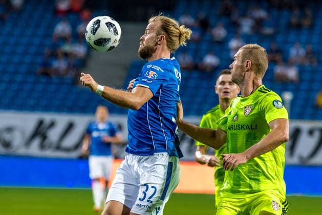 POZNAN 02.08.2018 LIGA EUROPY: LECH POZNAN - Szachtior Soligorsk - EUROPE LEAGUE: LECH POZNAN - SZACHTIOR SOLIGORSK NZ: Lech Poznan, szachtior soligorsk, CHRISTIAN GYTKJAER FOT. MARCIN RAJCZAK 400MM NEWSPIX.PL --- Newspix.pl  180802__AY_6351