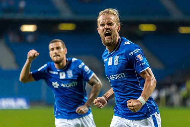 Sport Bilder des Tages POZNAN 02.08.2018 LIGA EUROPY: LECH POZNAN - Szachtior Soligorsk - EUROPE LEAGUE: LECH POZNAN - SZACHTIOR SOLIGORSK NZ: Lech Poznan, szachtior soligorsk, CHRISTIAN GYTKJAER, PEDRO TIBA FOT. MARCIN RAJCZAK 400MM NEWSPIX.PL --- Newspix.pl  180802__AY_6375