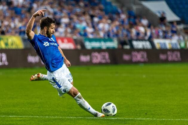 POZNAN 02.08.2018 LIGA EUROPY: LECH POZNAN - Szachtior Soligorsk - EUROPE LEAGUE: LECH POZNAN - SZACHTIOR SOLIGORSK NZ: Lech Poznan, szachtior soligorsk, MACIEJ MAKUSZEWSKI FOT. MARCIN RAJCZAK 400MM NEWSPIX.PL --- Newspix.pl  180802__AY_6402
