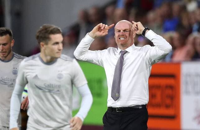 Football - 2018 2019 Europa League - Second Qualifying Round, Second Leg: Burnley (1) vs. Aberdeen (1). Sean Dyche manager of Burnley at Turf Moor. COLORSPORT LYNNE CAMERON 