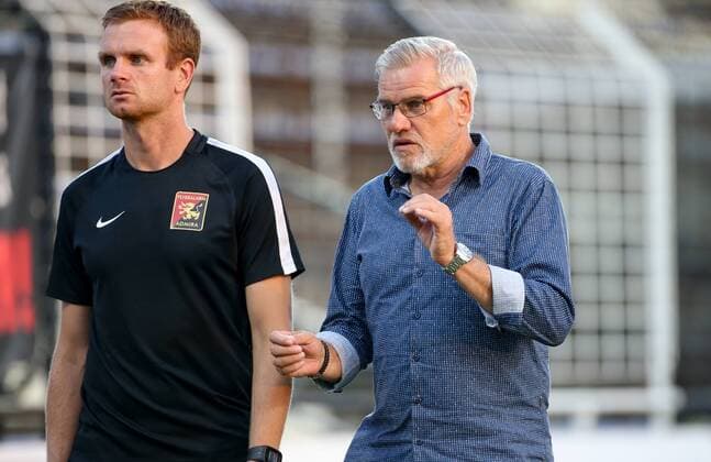 SOCCER - UEFA EL quali, Admira vs Sofia MARIA ENZERSDORF,AUSTRIA,02.AUG.18 - SOCCER - UEFA Europa League qualification, FC Admira Wacker Moedling vs PFK CSKA Sofia. Image shows assistant coach Michael Horvath and head coach Ernst Baumeister (Admira). GEPAxpictures xMarioxKneisl
