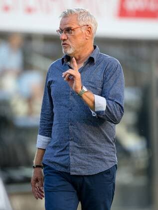 SOCCER - UEFA EL quali, Admira vs Sofia MARIA ENZERSDORF,AUSTRIA,02.AUG.18 - SOCCER - UEFA Europa League qualification, FC Admira Wacker Moedling vs PFK CSKA Sofia. Image shows head coach Ernst Baumeister (Admira). GEPAxpictures xMarioxKneisl