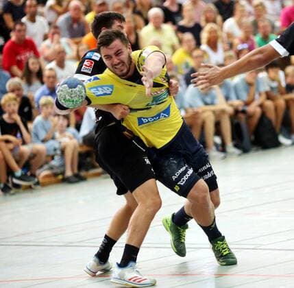 Third Handball Bundesliga MSG Grossbieberau Modau vs Rhein Neckar Löwen Test Match Season 2018 2019 02 08 2018 Grossbieberau v Hrvoje Batinovic MSG Falken Yannick Kohlbacher RNL Action Single Picture ba