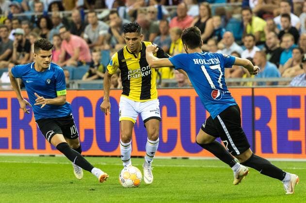 (L-R) Ianis Hagi of FC Viitorul Constanta, Navarone Foor of Vitesse, Andrei Ciobanu of FC Viitorul Constanta during the UEFA Europa League second round qualifying match between Vitesse Arnhem and FC Viitorul Constanta at the Gelredome on August 02, 2018 in Arnhem, The Netherlands UEFA Europa League 2018 2019 xVIxVIxImagesx xGerritxvanxKeulenxIVx 11656226
