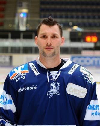 Iserlohn Germany 03 08 2018 DEL Team photo and player portraits Iserlohn Roosters Dylan Yeo Iserlohn DeFodi521
