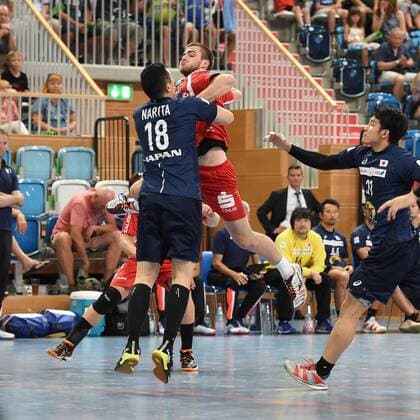 Handball Men Season 2018 19 Mini Turniner in the MBS Arena Japan 1 VfL Potsdam Kohei Narita No. 18 Japan Joe Uwe Boede No. 14 1 VfL Potsdam 03 08 18 Copyright: xMichaelxHundtx xMatthiasxKochx