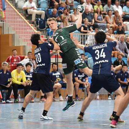 Handball Men Season 2018 19 Mini Turniner in the MBS Arena Foxes Berlin Japan Naoki Sugioka No. 10 Japan Christoph Reißky No. 43 Foxes Berlin Naohiro Hamaguchi No. 34 Japan 03 08 18 Copyright: xMichaelxHundtx xMatthiasxKochx