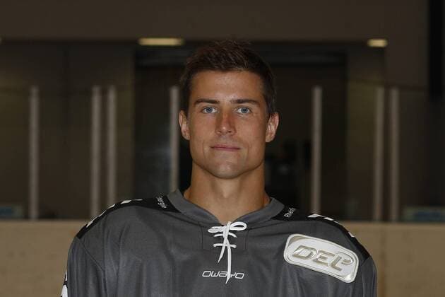 official team photo of the Koelner Haie 04 08 2018 Tobias Viklund Koelner Haie 16 official team photo Portrait of the Koelner Haie on 04 08 2018 in the training hall K2 in Koeln Germany xadx