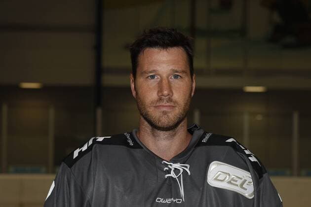 official team photo of Koelner Haie 04 08 2018 Corey Potter Koelner Haie 2 official team photo Portrait of the Koelner Haie on 04 08 2018 in the training hall K2 in Koeln Germany xadx
