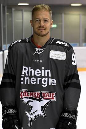 Ice Hockey DEL team photo and player portraits Kölner Haie Koelns Moritz Mueller No. 91 wd