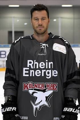 Ice Hockey DEL team photo and player portraits Kölner Haie Koelns Corey Potter Nr 2 wd