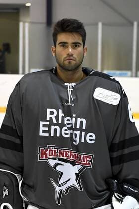 Ice Hockey DEL team photo and player portraits Kölner Haie Koelns goalkeeper Hannibal Weitzmann Nr 67 wd