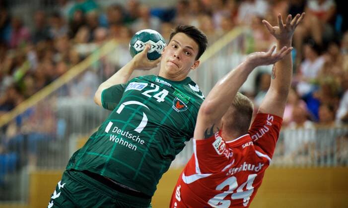 Handball 03 08 2018 Start of the season 2018 2019 FLITZTURNIER in the MBS Arena Potsdam FUZE Berlin geg 1 VfL Potsdam Frederik SIMAK 24 Fuechse geg Dominik STONE BOOK 24 VfL