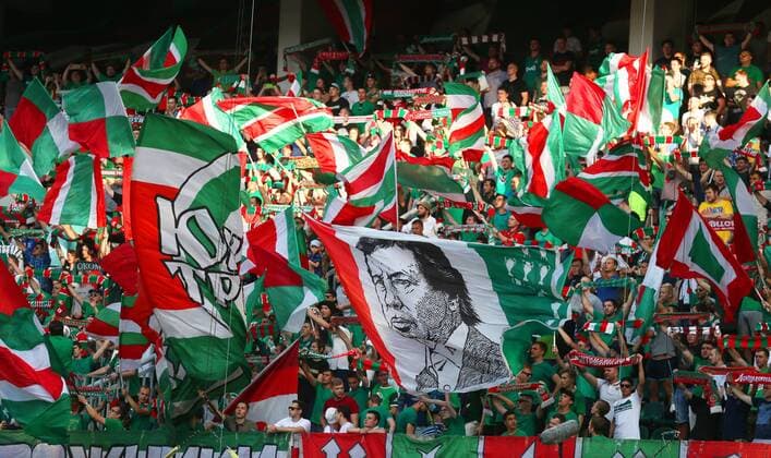 MOSCOW, RUSSIA - AUGUST 4, 2018: Lokomotiv Moscow s fans root for their team in the 2018 19 Russian Premier League Round 2 football match against Spartak Moscow at RZD Arena Stadium. Sergei Fadeichev TASS  TS08BB80