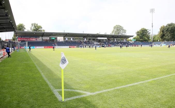 Babelsberg 04 08 2018 Football Regional League Northeast 2 Matchday SV 03 Babelsberg vs Chemnitzer FC 1 2 1 1 Pictured Flag Flag SV Babelsberg 03 Feature