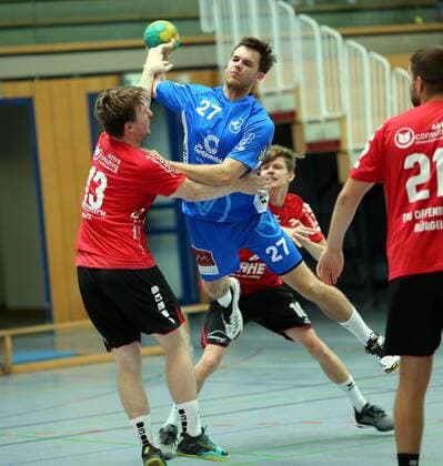 Handball Weininselturnier Groß Umstadt Season 2018 2019 05 08 2018 Groß Umstadt v Lennart Müller Offenbach Lars Werkmann Büttelborn Action Single image