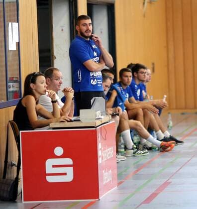 Handball Weininselturnier Groß Umstadt season 2018 2019 05 08 2018 Groß Umstadt v l Marco Sokicic coach MSG Groß Umstadt action single image