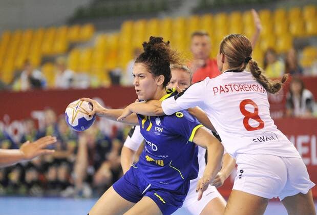 2018.08.07 Kielce Pilka reczna Mlodziezowe Mistrzostwa Swiata w Pilce Recznej Kobiet do lat 18 Rumunia - Slowacja N z TARSOAGA Andreea Rebeca Foto Norbert Barczyk PressFocus 2018.08.07 Kielce Handball IHF Youth U18 Womens World Championship WM Weltmeisterschaft 2018 Romania - Slovakia TARSOAGA Andreea Rebeca Credit: Norbert Barczyk PressFocus NEWSPIX.PL --- Newspix.pl  20180807NB0114