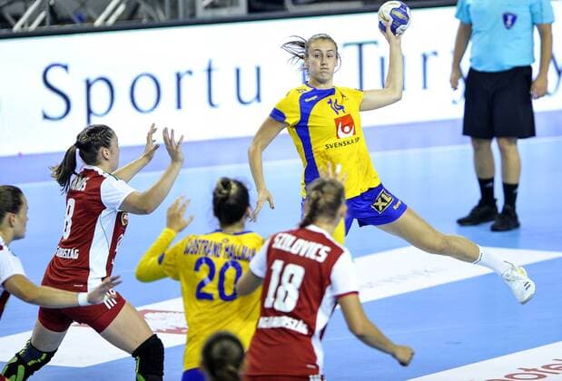 2018.08.07 Kielce Pilka reczna Mlodziezowe Mistrzostwa Swiata w Pilce Recznej Kobiet do lat 18 Wegry - Szwecja N z Malin Sandberg Foto Rafal Rusek PressFocus 2018.08.07 Kielce Handball IHF Youth U18 Womens World Championship WM Weltmeisterschaft 2018 Hungary - Sweden Malin Sandberg Credit: Rafal Rusek PressFocus NEWSPIX.PL --- Newspix.pl france out!  20180807PF_RR425