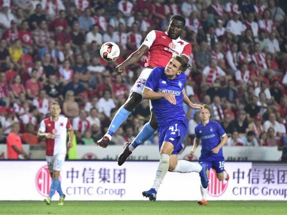 From right ARTEM BESEDIN of Dynamo Kiev and MICHAEL NGADEU-NGADJUI of Slavia Praha in action during the 3rd qualifying round of football Champions League, first match in Prague, Czech Republic, August 7, 2018. (CTKxPhoto RomanxVondrous) CTKPhotoP201808070952501  _VND0680